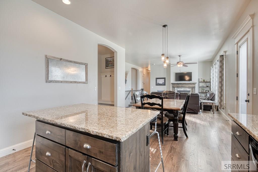 3918 Hazelwood Way Ammon, ID 83406 - Photo 14 of 46