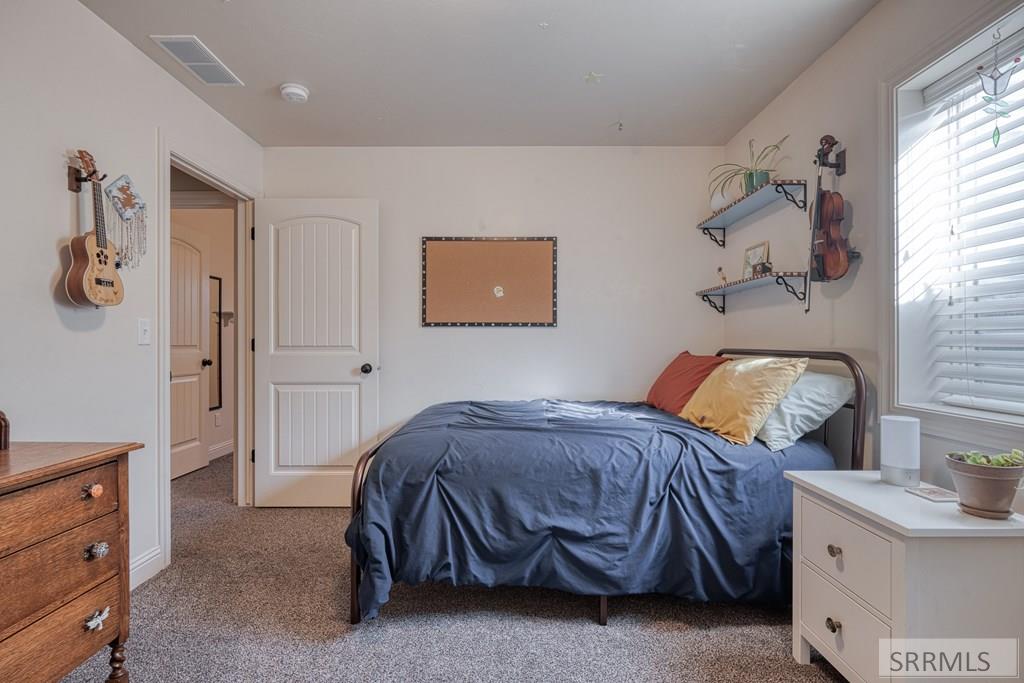 3918 Hazelwood Way Ammon, ID 83406 - Photo 34 of 46