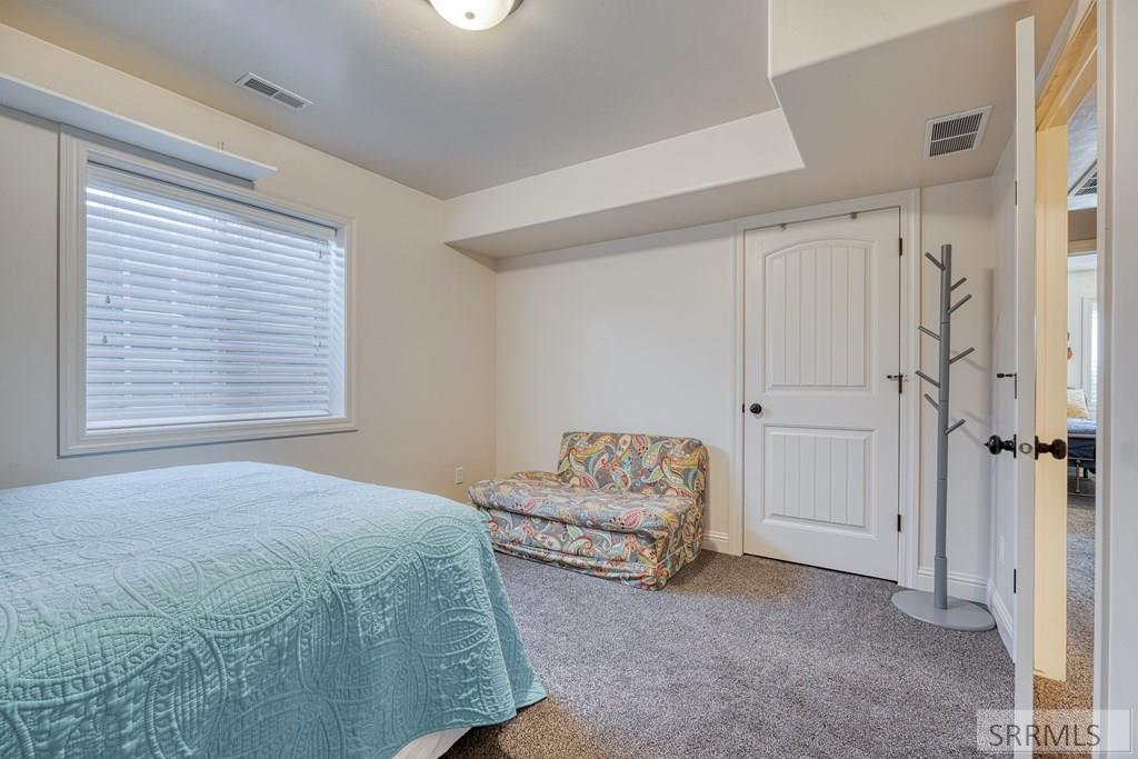 3918 Hazelwood Way Ammon, ID 83406 - Photo 39 of 46