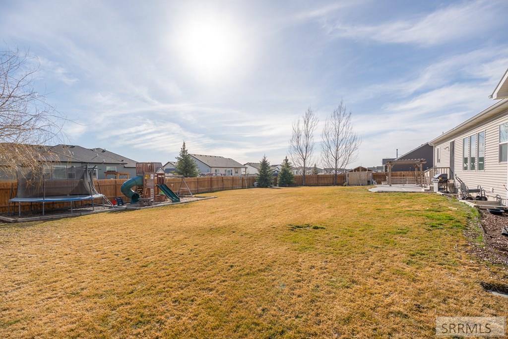 3918 Hazelwood Way Ammon, ID 83406 - Photo 44 of 46