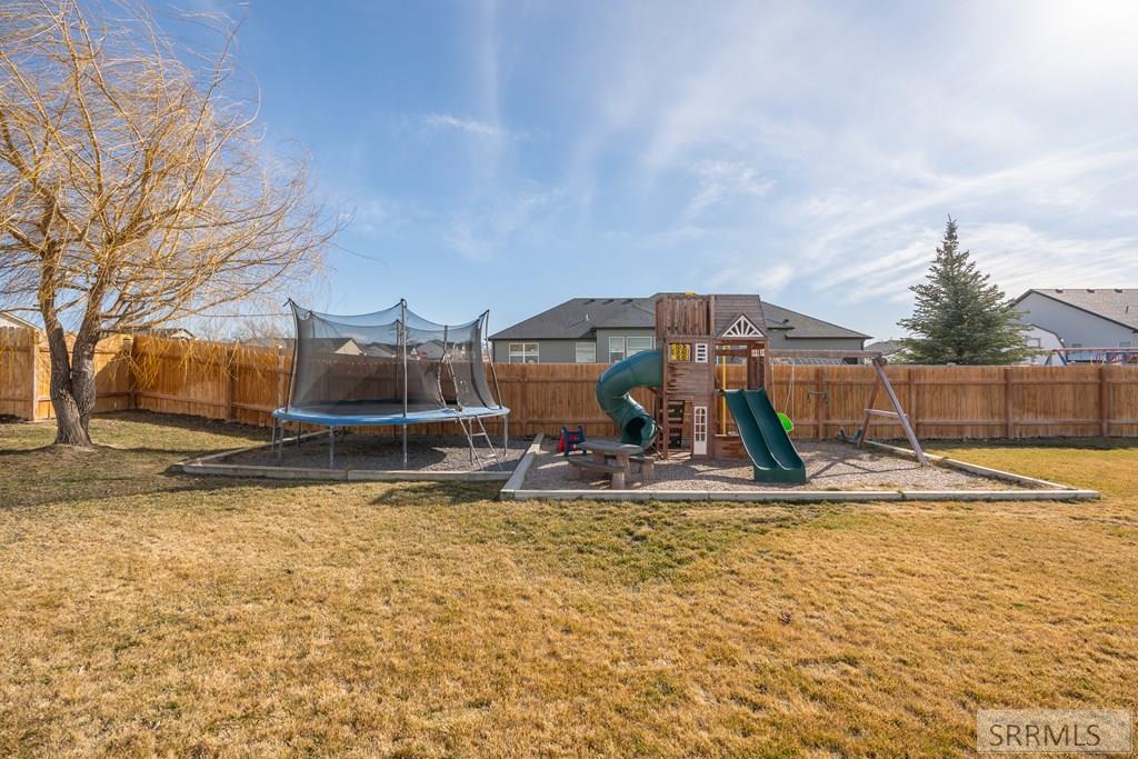 3918 Hazelwood Way Ammon, ID 83406 - Photo 45 of 46