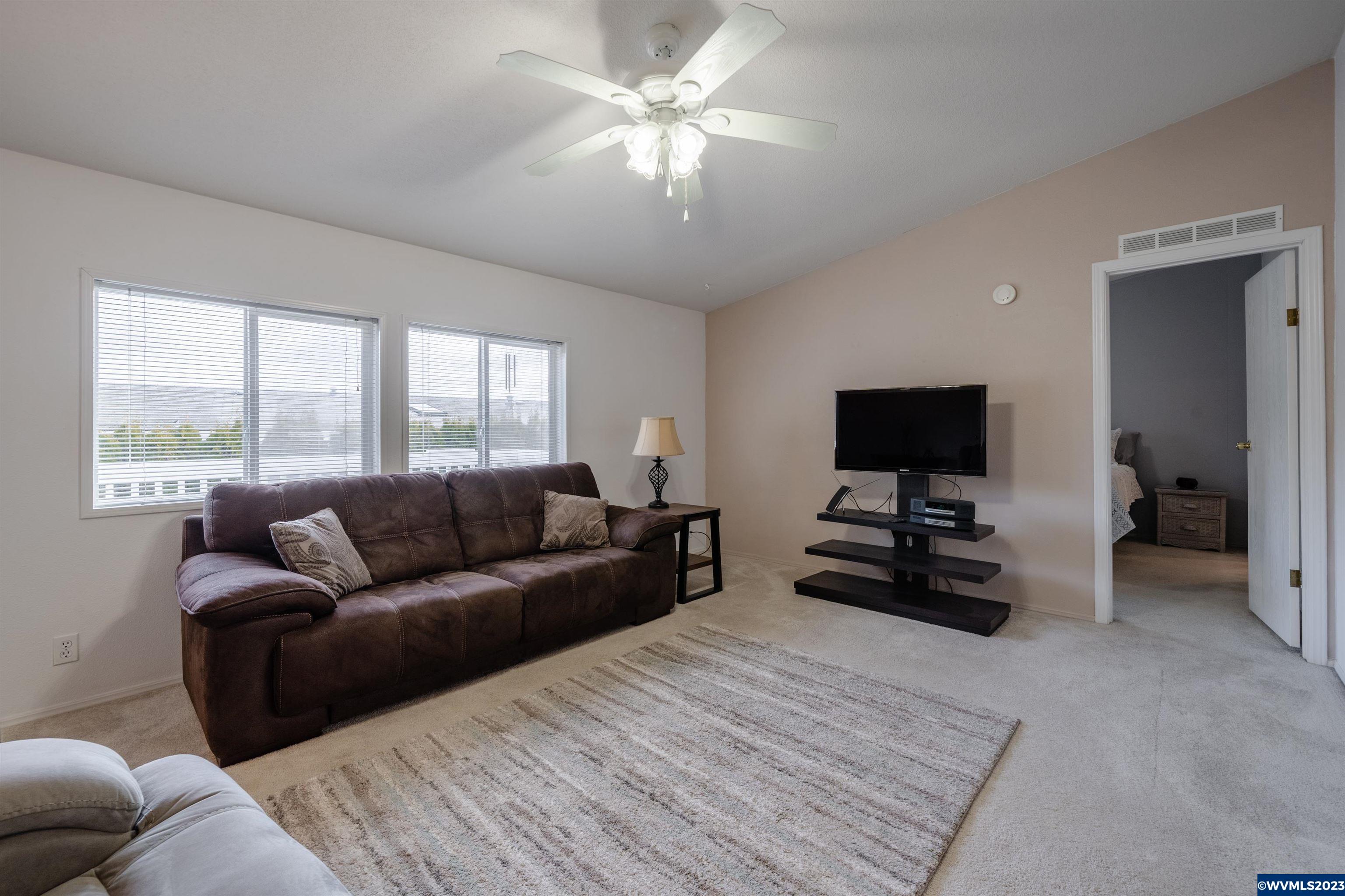 1630 Wallace Road Northwest, Unit 61 Salem, OR 97304 - Photo 10 of 31