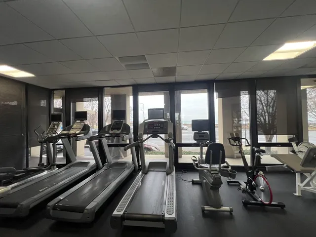 $1,500 | 6700 South South Shore Drive, Unit 2G, Chicago, IL 60649