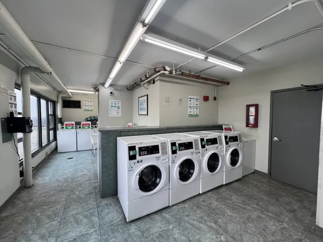 $1,500 | 6700 South South Shore Drive, Unit 2G, Chicago, IL 60649