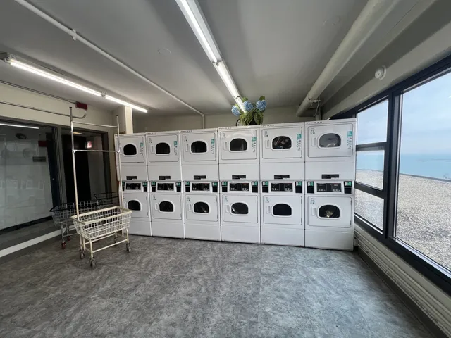 $1,500 | 6700 South South Shore Drive, Unit 2G, Chicago, IL 60649