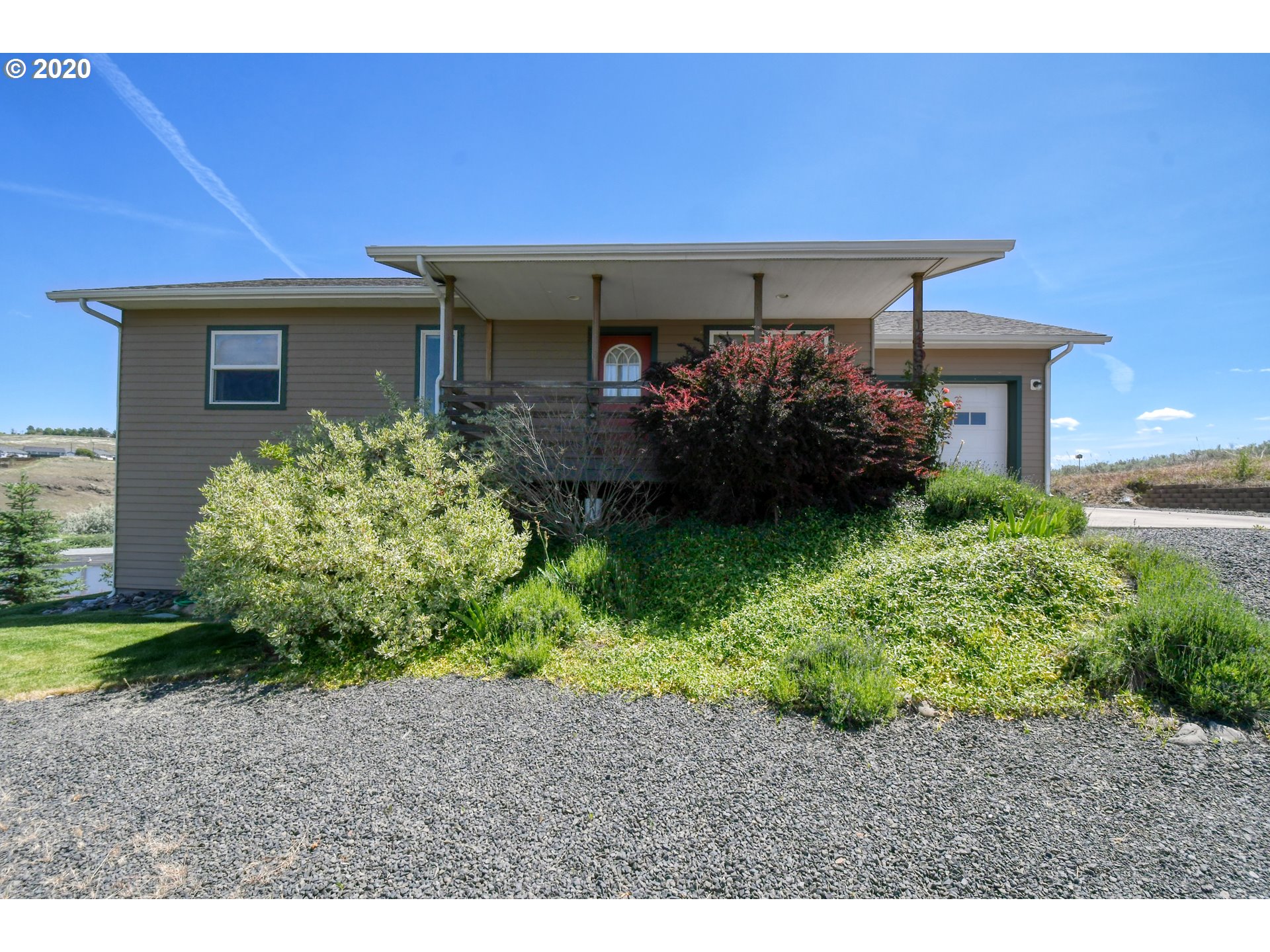 1492 Southwest Athens Avenue Pendleton, OR 97801 - Photo 2 of 32 Gallery Image 2