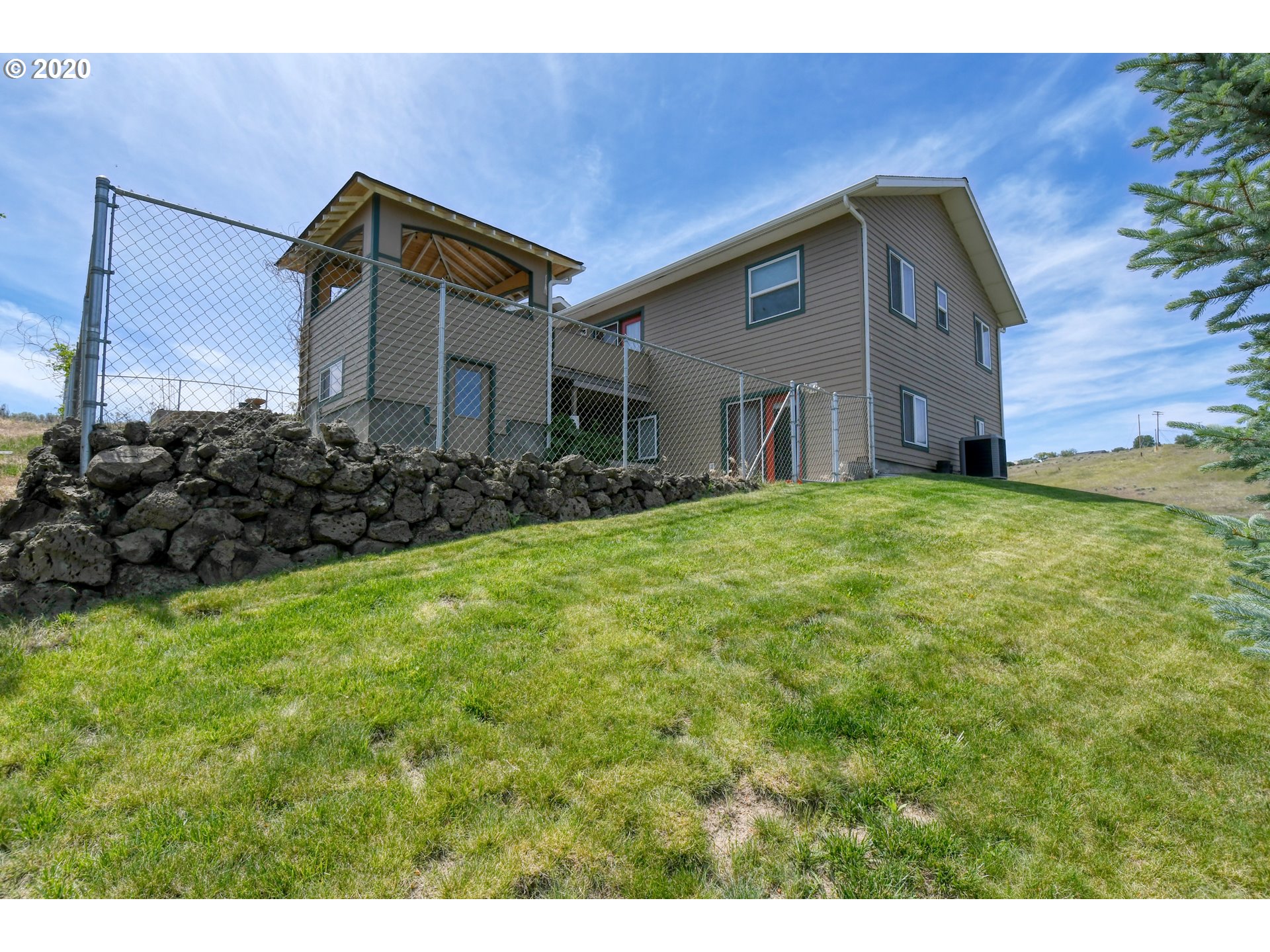 1492 Southwest Athens Avenue Pendleton, OR 97801 - Photo 28 of 32 Gallery Image 28