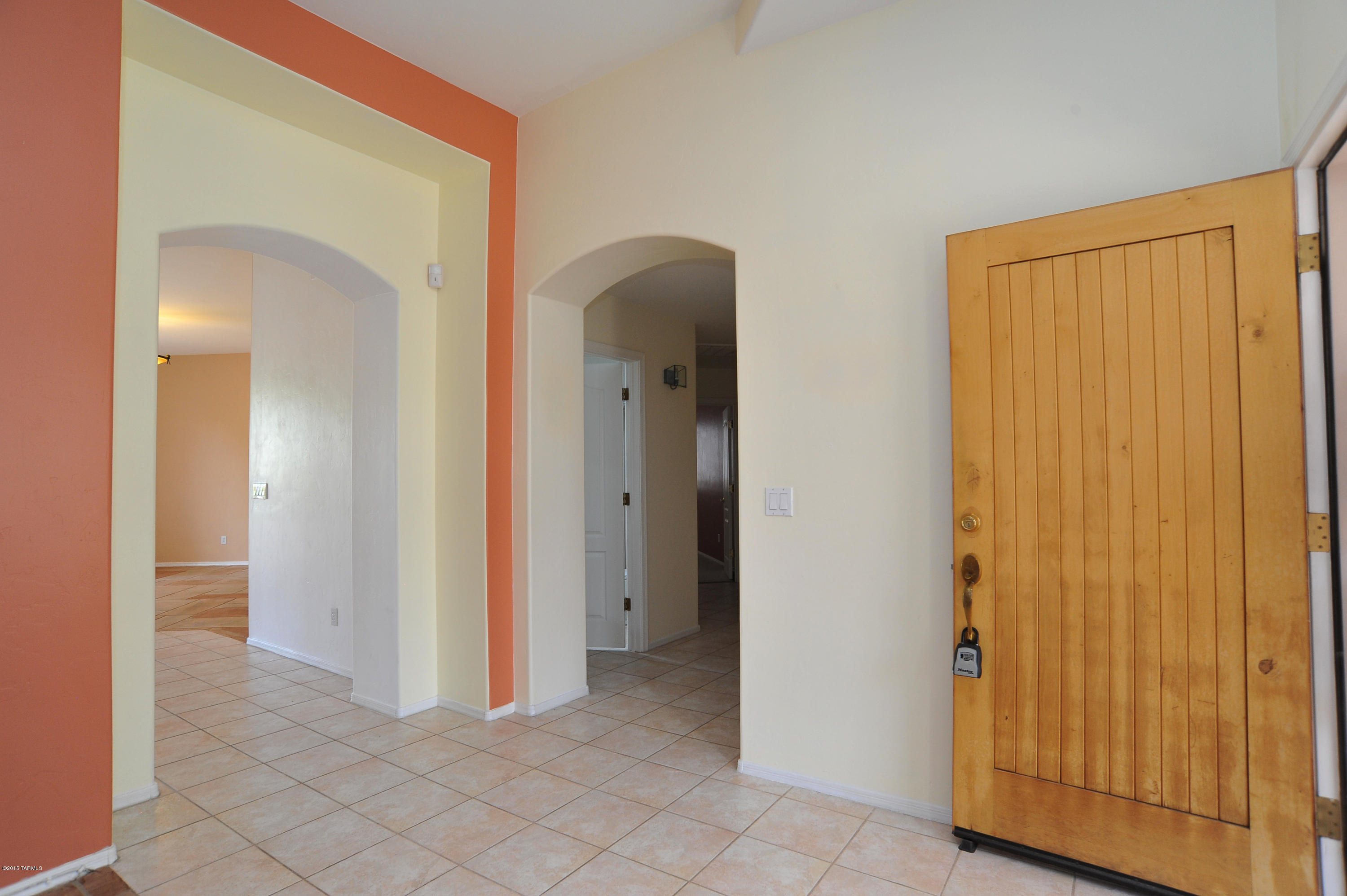 444 West Wheeler Road Tucson, AZ 85737 - Photo 4 of 38