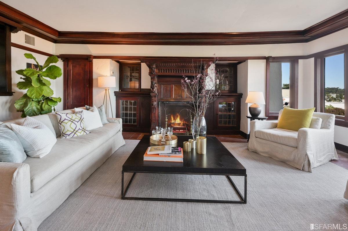 58 Graystone Terrace San Francisco, CA 94114 - Photo 18 of 88 a living room with furniture and a fireplace