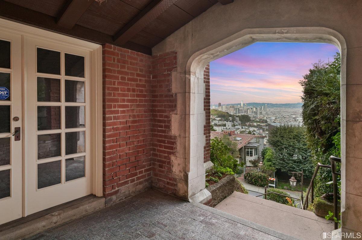 58 Graystone Terrace San Francisco, CA 94114 - Photo 4 of 88