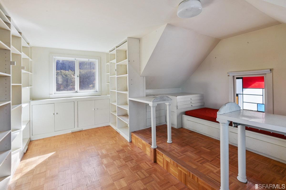 58 Graystone Terrace San Francisco, CA 94114 - Photo 74 of 88 a view of a livingroom with furniture and window