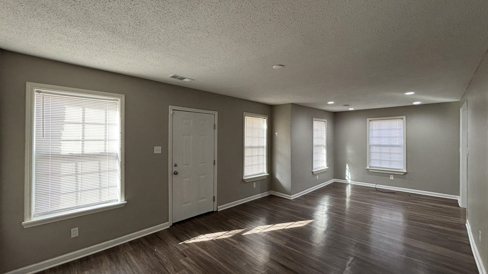 1272 Semmes Street Memphis, TN 38111 - Photo 4 of 24
