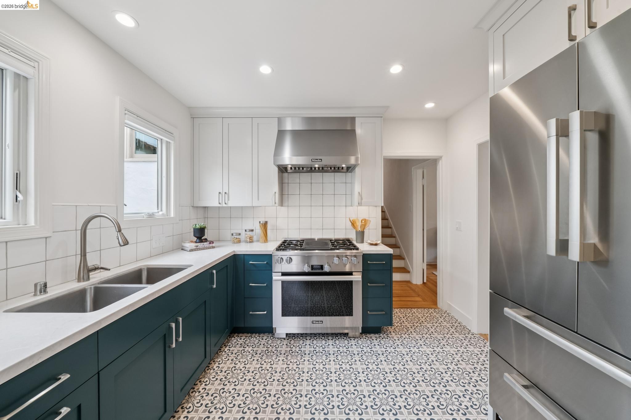 1246 Hopkins Street Berkeley, CA 94702 - Photo 25 of 68