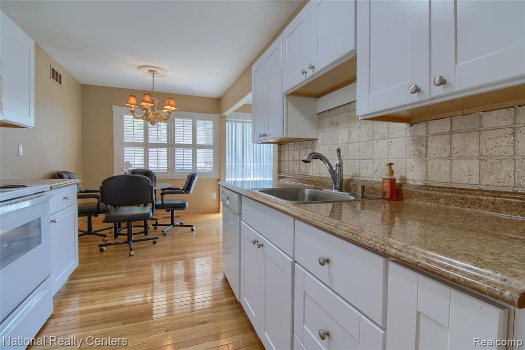 16547 Middlebelt Road, Unit 6 Livonia, MI 48154 - Photo 15 of 29