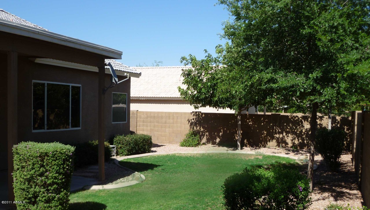 2775 East Harwell Road Gilbert, AZ 85234 - Photo 18 of 24 Back yard