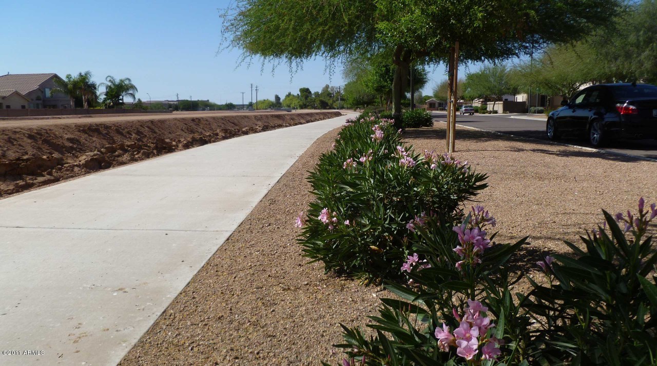2775 East Harwell Road Gilbert, AZ 85234 - Photo 24 of 24 Walking Paths 2