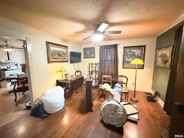 $49,000 | 820 South 10th Street, Herrin, IL 62948