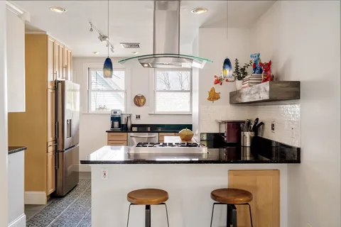 $935,000 | 60 Dracut Street, Unit 5, Boston, MA 02124
