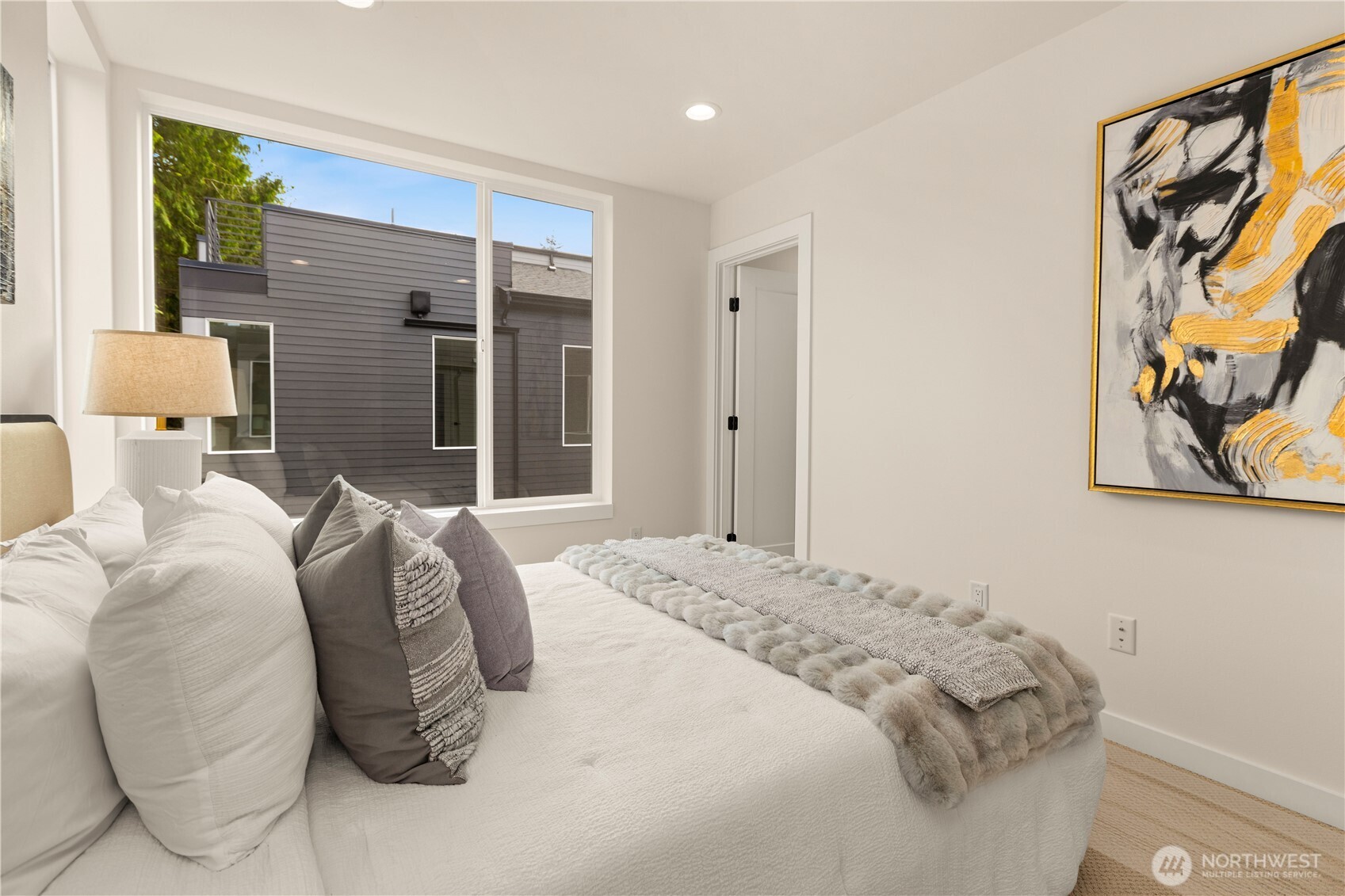 1911 North 120th Street Seattle, WA 98133 - Photo 14 of 27