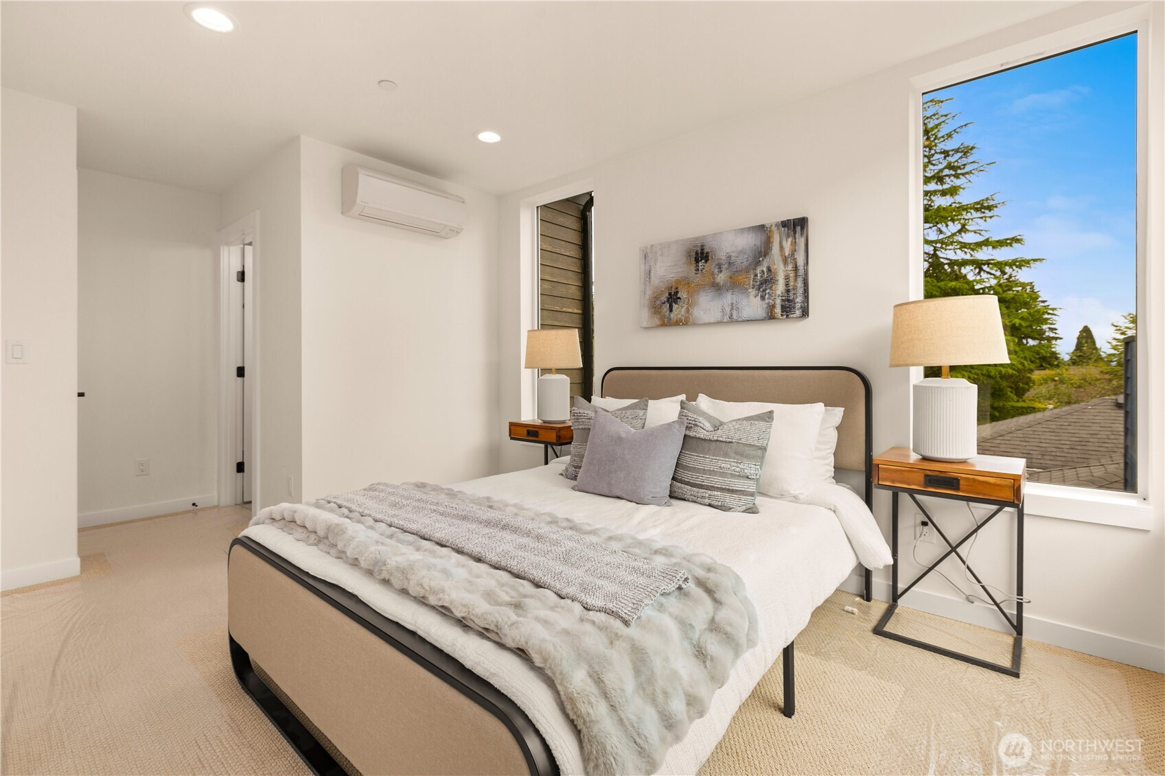 1911 North 120th Street Seattle, WA 98133 - Photo 15 of 27