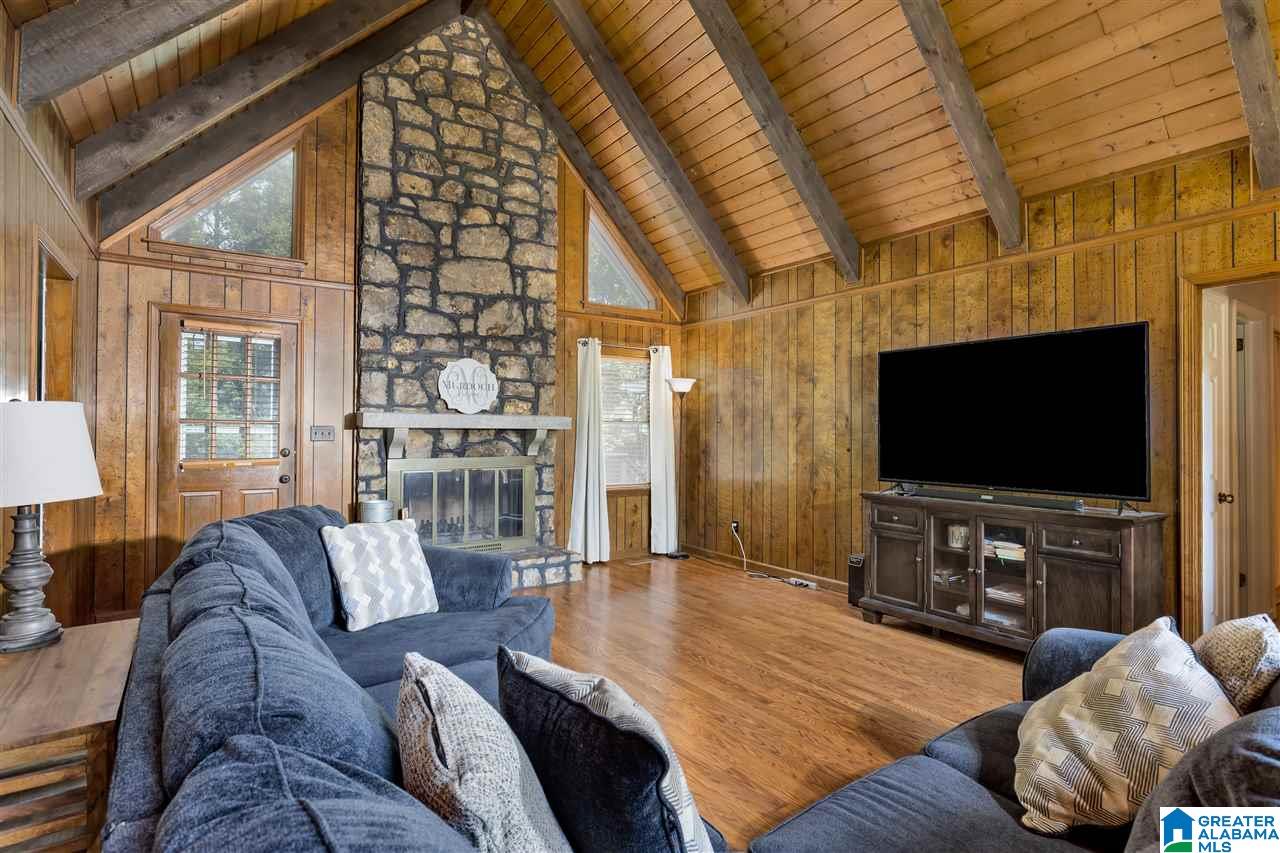 805 Round Hill Road Pelham, AL 35124 - Photo 7 of 29