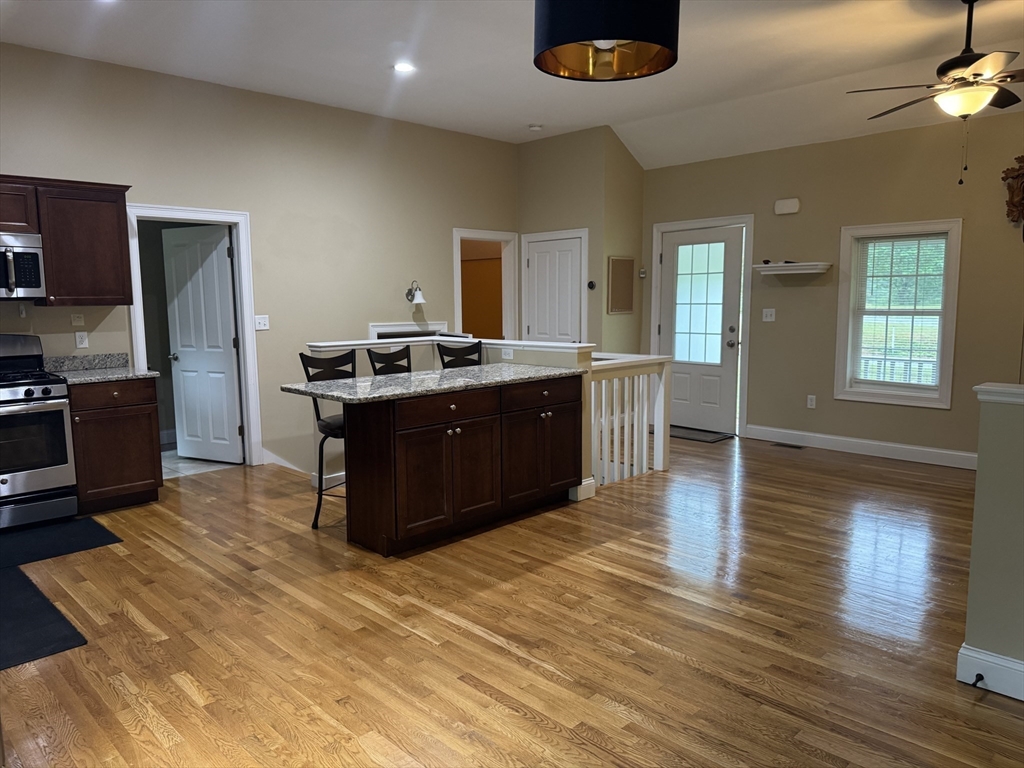 112 High Street Carver, MA 02330 - Photo 8 of 25