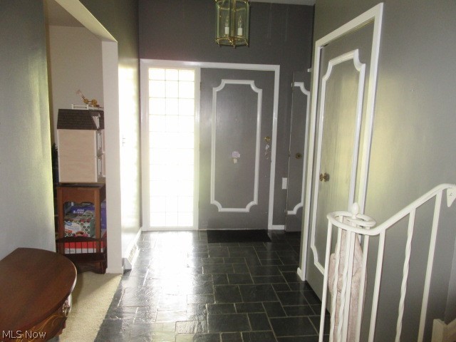 1026 Roland Road Lyndhurst, OH 44124 - Photo 9 of 21