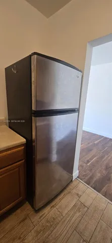 $1,900 | 8430 Harding Avenue, Unit 1, Miami Beach, FL 33141