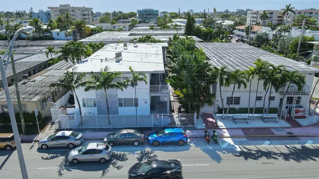 $1,900 | 8430 Harding Avenue, Unit 1, Miami Beach, FL 33141
