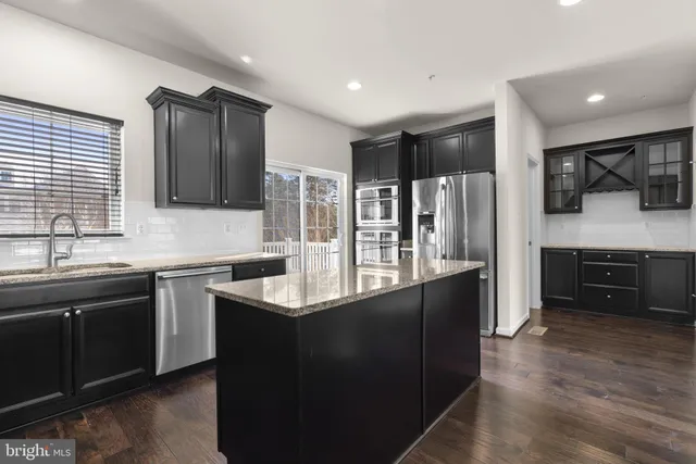 $629,900 | 6974 Southmoor Street, Hanover, MD 21076