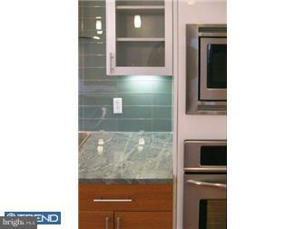 47-49 North 2nd Street, Unit 2A Philadelphia, PA 19106 - Photo 5 of 7 Kitchen