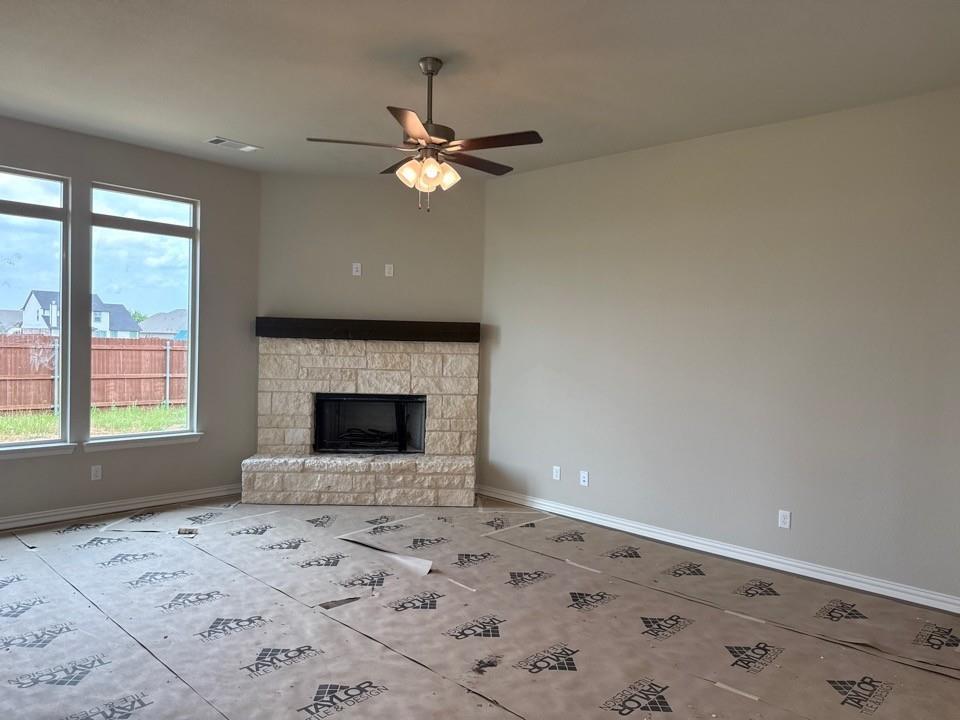 1221 Colca Drive Springtown, TX 76082 - Photo 6 of 11