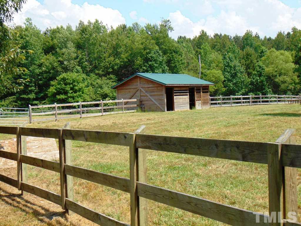 465 Clayton Road Benson, NC 27504 - Photo 22 of 30 Gallery Image 22