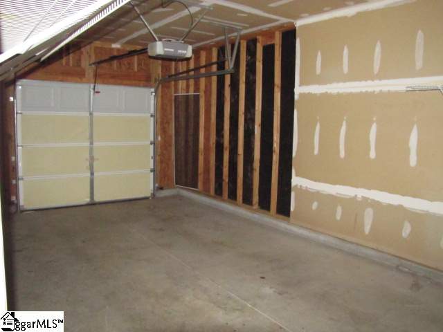 20 Appleton Lane Mauldin, SC 29662 - Photo 8 of 9 Gallery Image 8