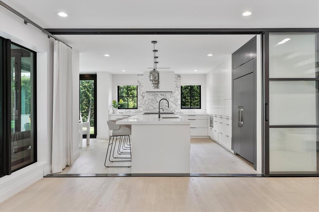 9 Tahoe Lane Sea Ranch Lakes, FL 33308 - Photo 20 of 99