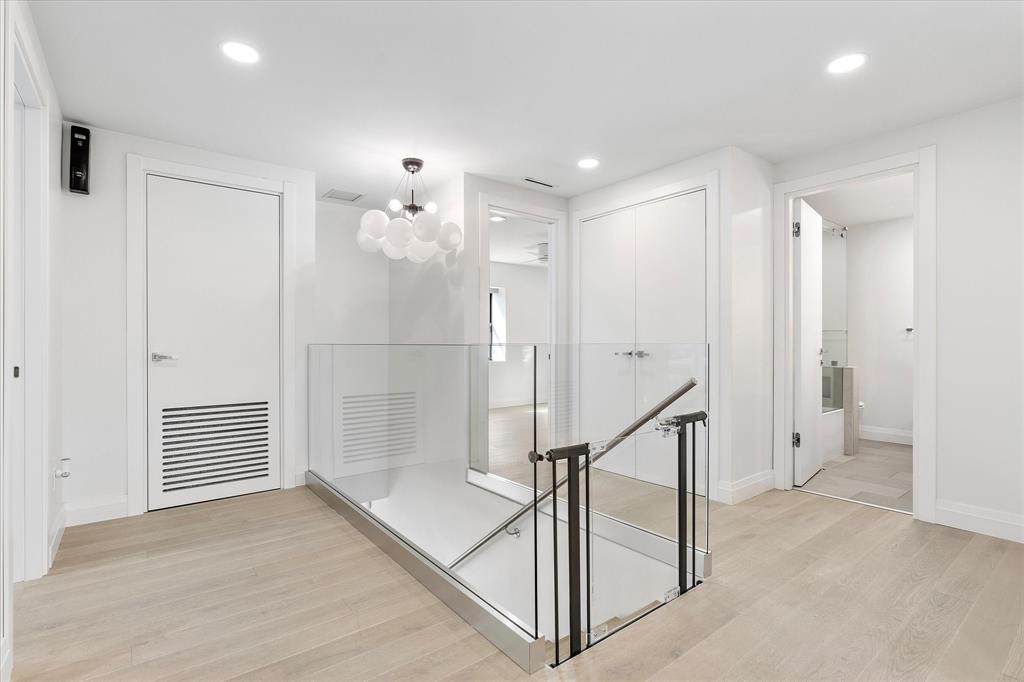 9 Tahoe Lane Sea Ranch Lakes, FL 33308 - Photo 39 of 99