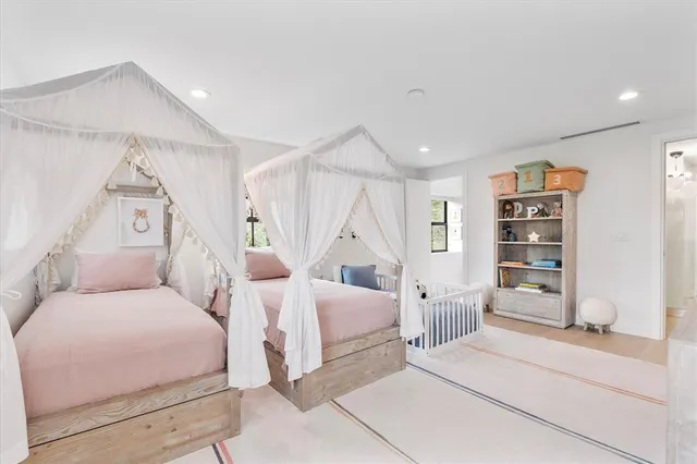 $4,680,000 | 9 Tahoe Lane, Sea Ranch Lakes, FL 33308