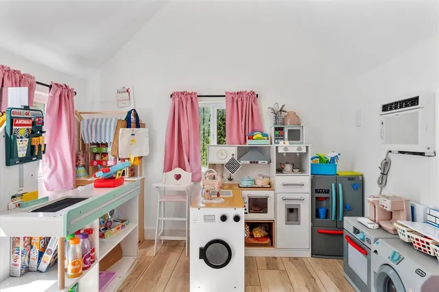 $4,680,000 | 9 Tahoe Lane, Sea Ranch Lakes, FL 33308