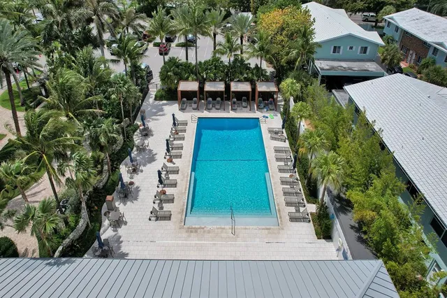 $4,680,000 | 9 Tahoe Lane, Sea Ranch Lakes, FL 33308