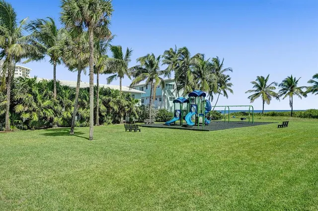 $4,680,000 | 9 Tahoe Lane, Sea Ranch Lakes, FL 33308