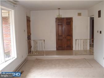 222 Irick Road Westampton, NJ 08060 - Photo 3 of 12 Living Room