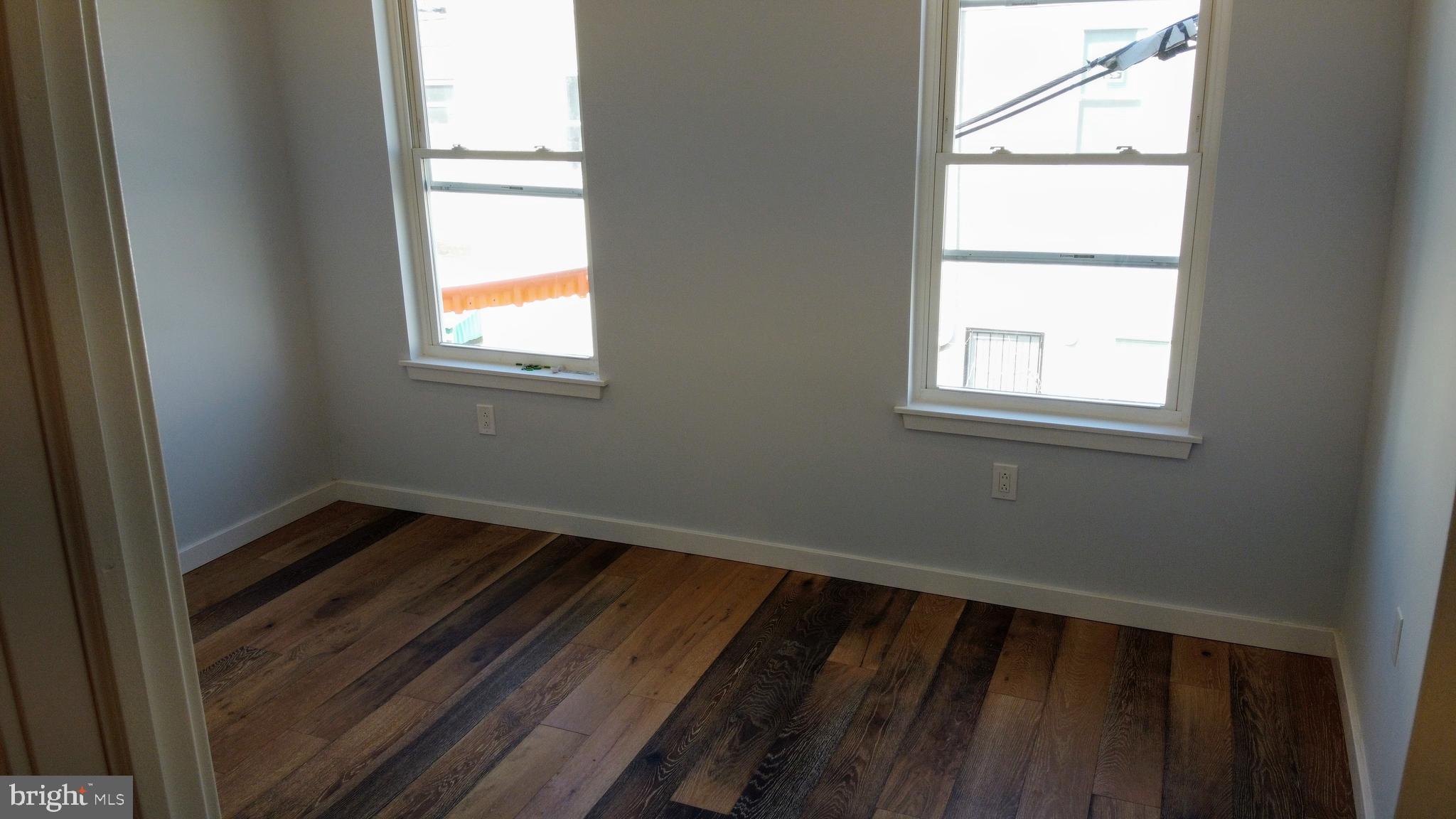 2309 Cross Street Philadelphia, PA 19146 - Photo 17 of 18 Back Bedroom