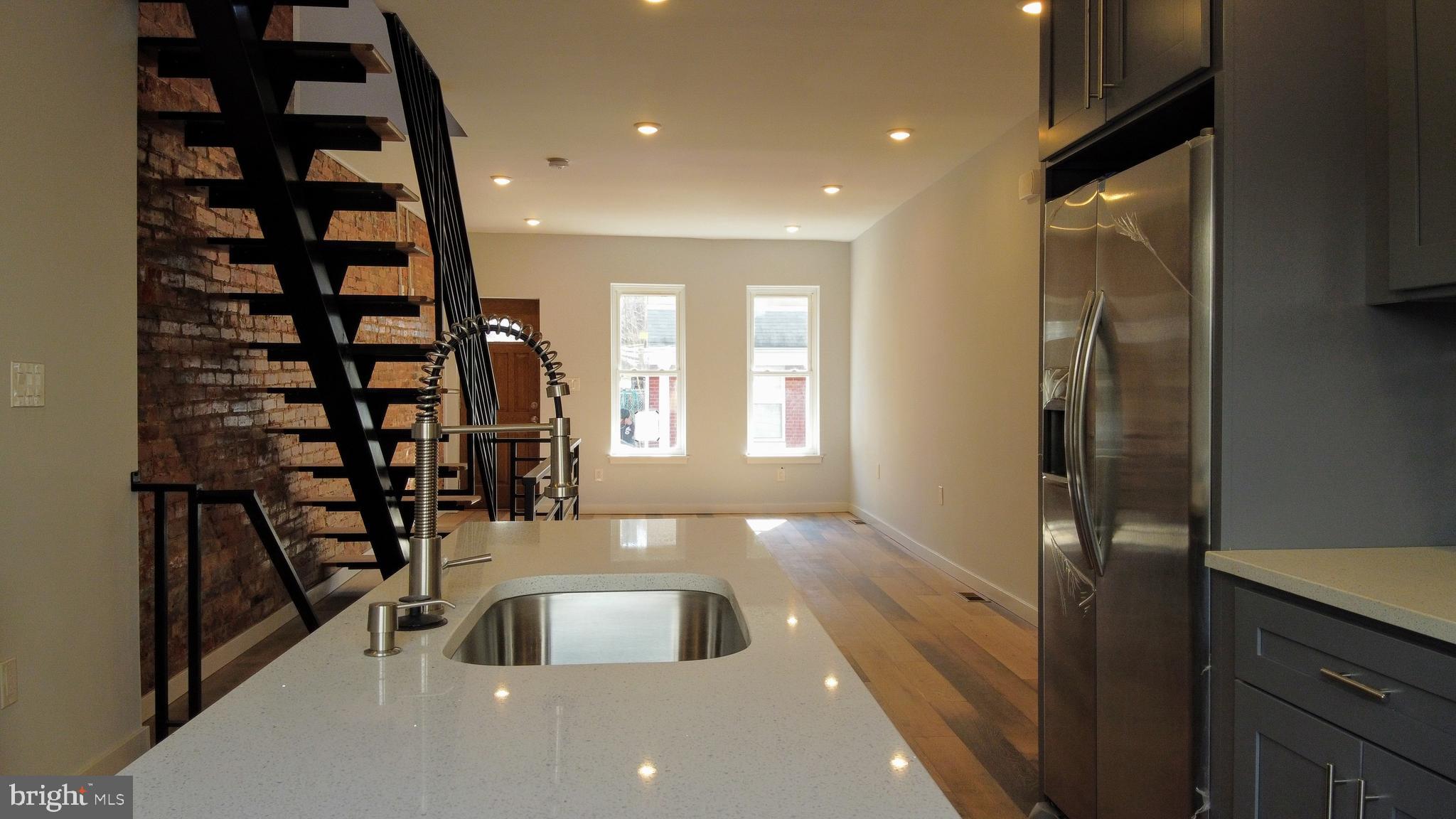 2309 Cross Street Philadelphia, PA 19146 - Photo 7 of 18