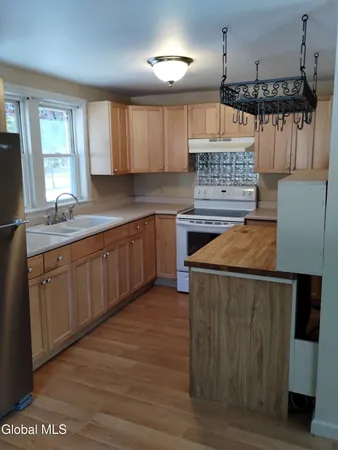 $295,000 | 6144 State Highway 9N, Corinth, NY 12822