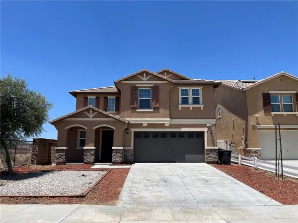 $3,495 | 160 Yosemite Avenue, Perris, CA 92570
