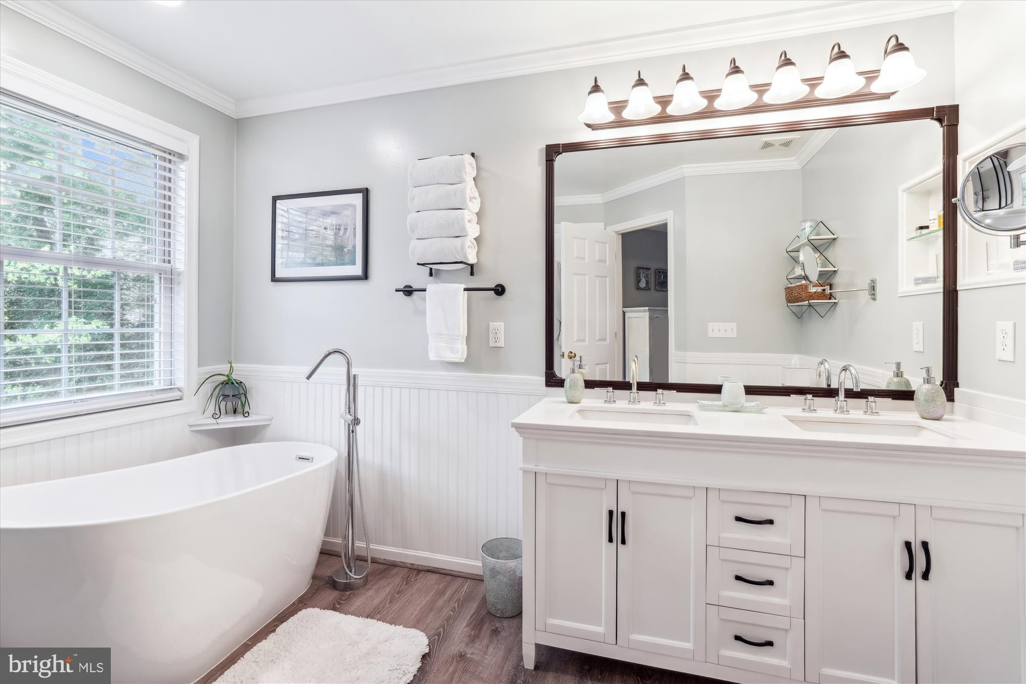 1043 Skyview Drive Annapolis, MD 21409 - Photo 39 of 71 Upper floor primary bedroom suite full bath