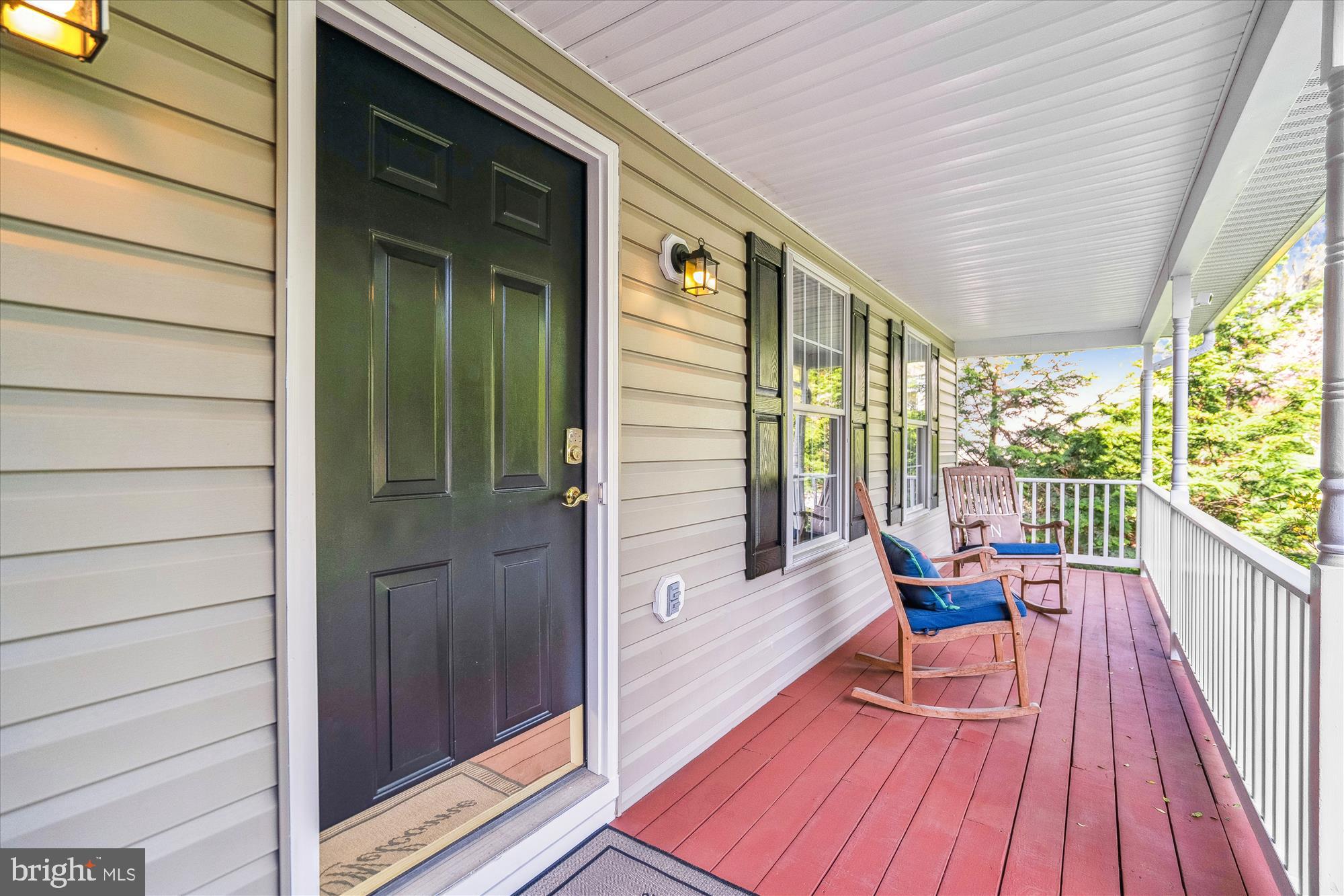 1043 Skyview Drive Annapolis, MD 21409 - Photo 4 of 71 Front covered porch