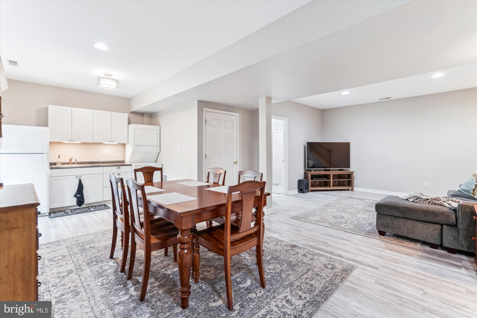 1043 Skyview Drive Annapolis, MD 21409 - Photo 59 of 71 a view of a dining room with furniture