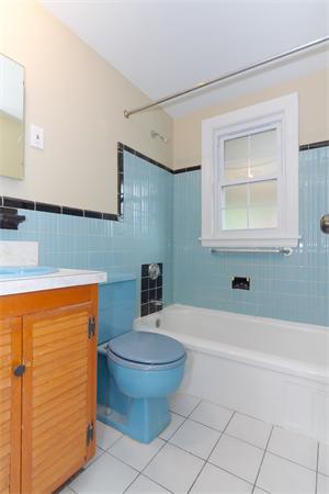 145 Whitman Road Waltham, MA 02453 - Photo 9 of 14 Gallery Image 9