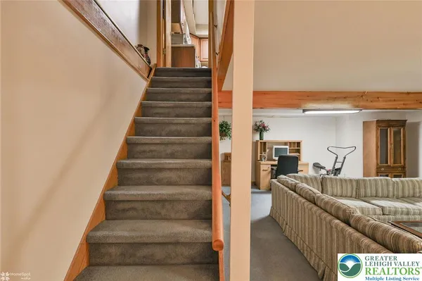 $349,900 | 3025 Oakland Drive, Northampton, PA 18067